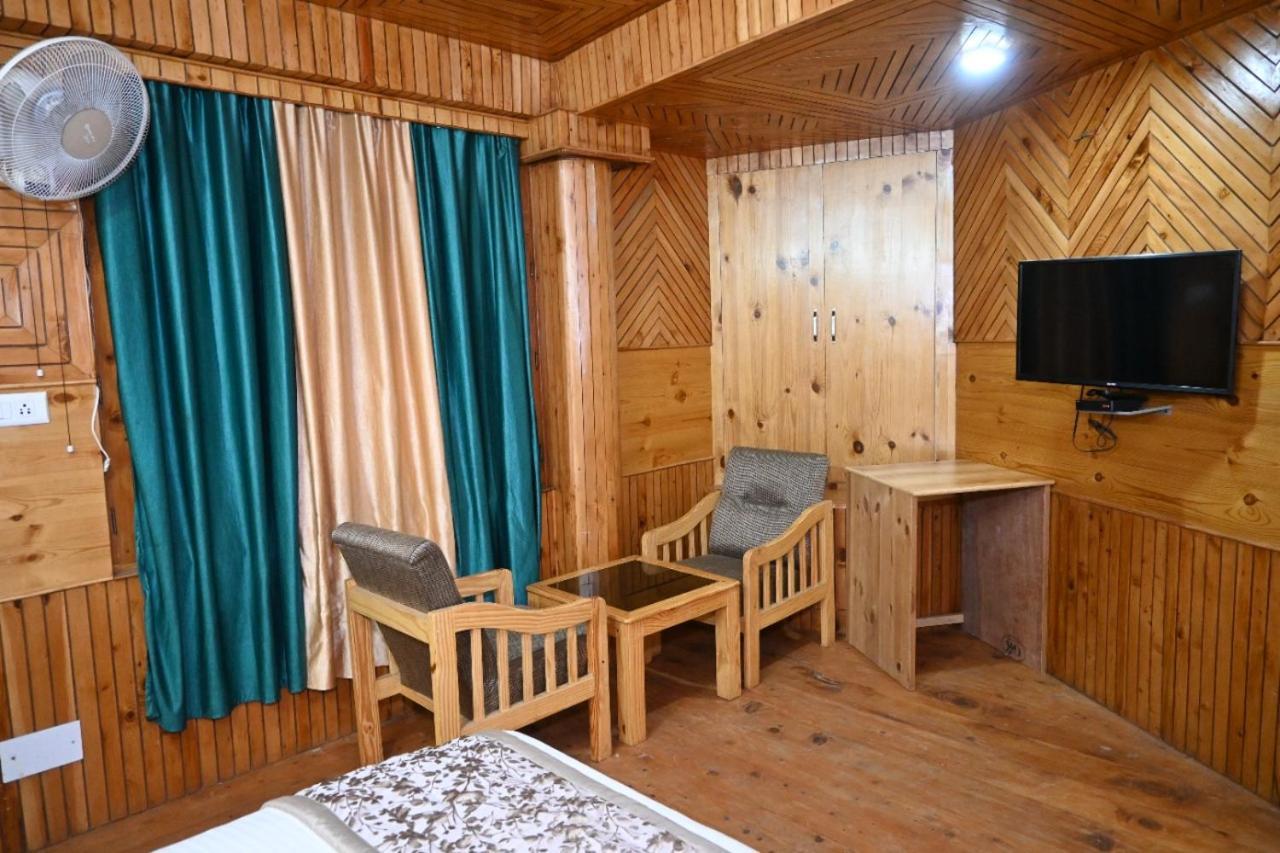 Hotel Nirmal Chhaya Manāli Zewnętrze zdjęcie