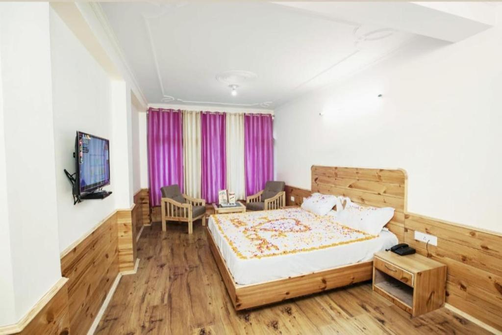 Hotel Nirmal Chhaya Manāli Zewnętrze zdjęcie