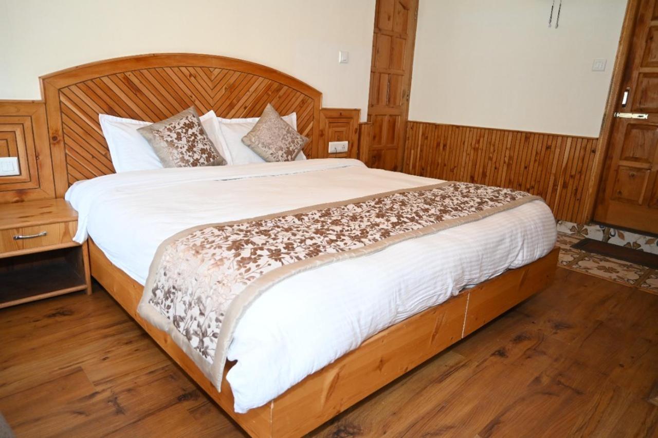 Hotel Nirmal Chhaya Manāli Zewnętrze zdjęcie