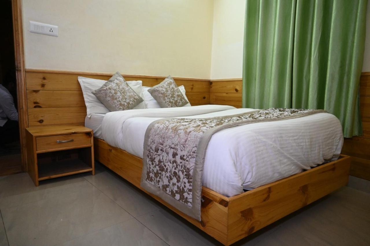 Hotel Nirmal Chhaya Manāli Zewnętrze zdjęcie