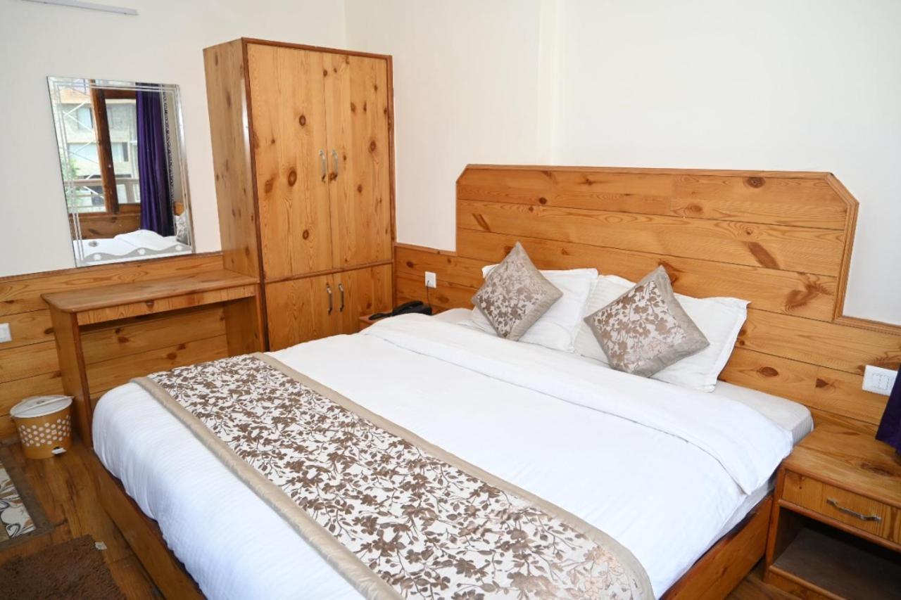 Hotel Nirmal Chhaya Manāli Zewnętrze zdjęcie