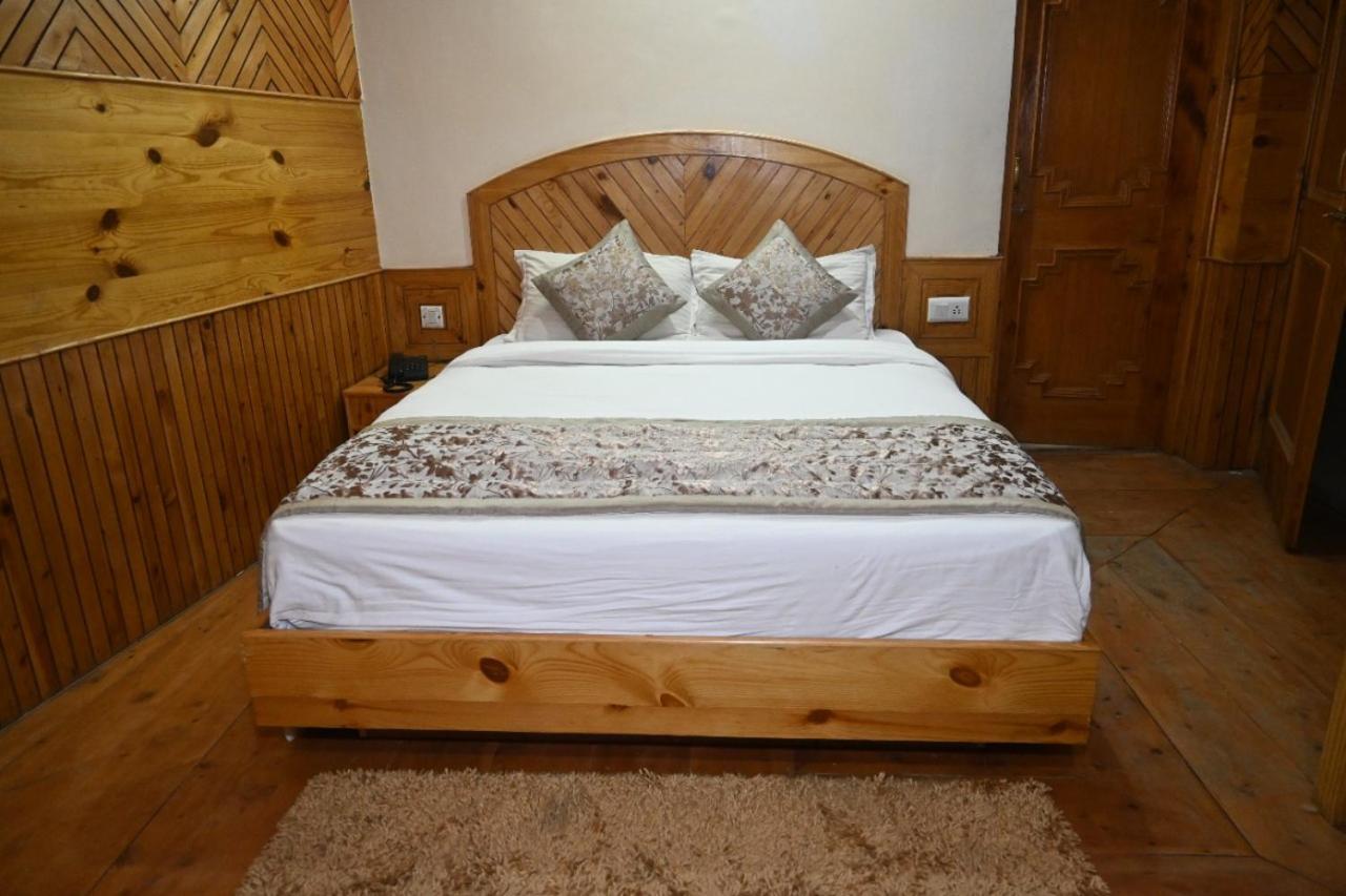 Hotel Nirmal Chhaya Manāli Zewnętrze zdjęcie