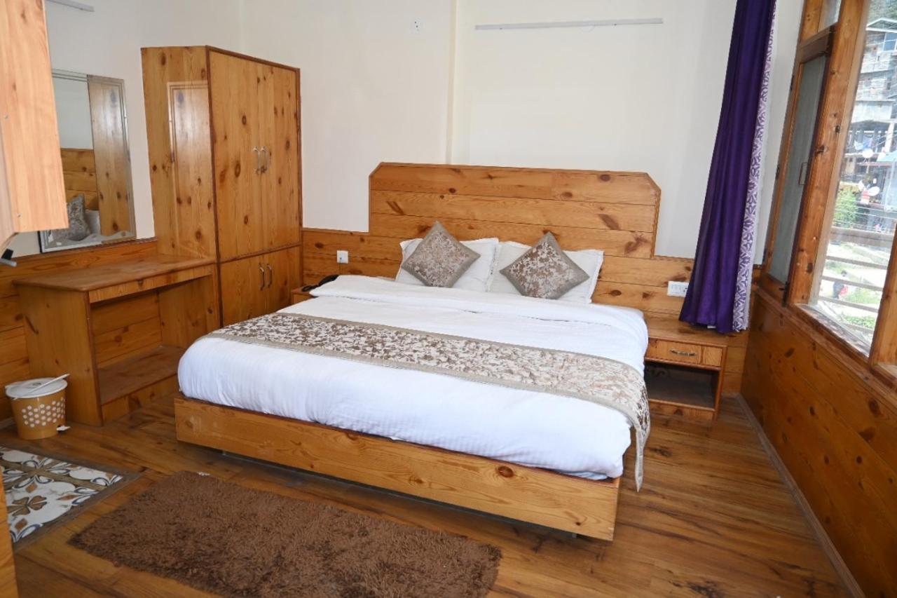 Hotel Nirmal Chhaya Manāli Zewnętrze zdjęcie