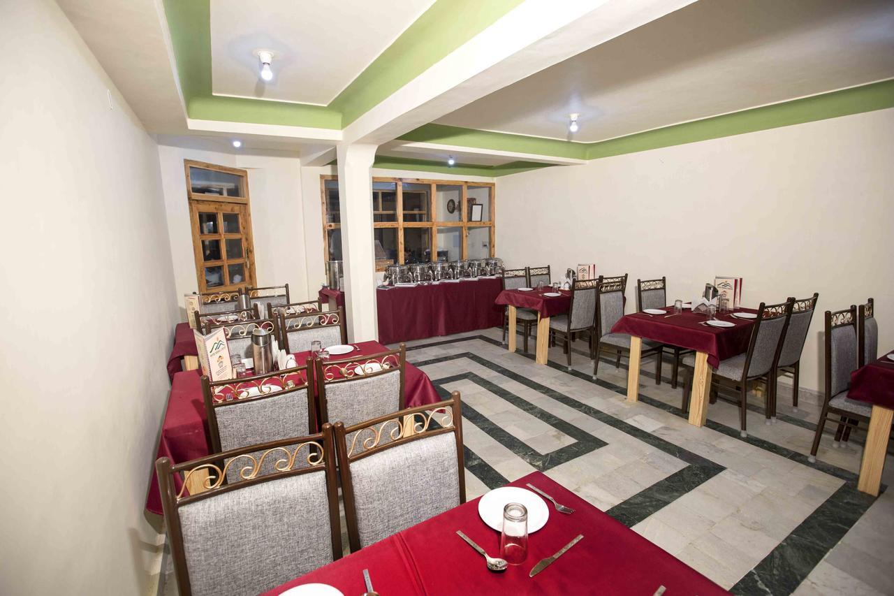 Hotel Nirmal Chhaya Manāli Zewnętrze zdjęcie